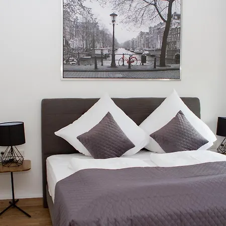 Stadthotel Hotel 3*