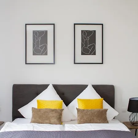 Stadthotel Otel