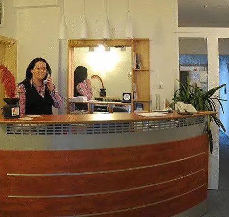 酒店 Stadthotel